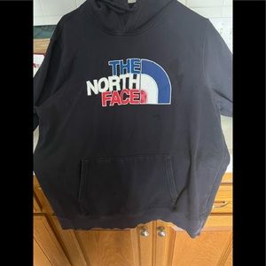 North Face RED WHITE BLUE HOODIE - WOMEN XL